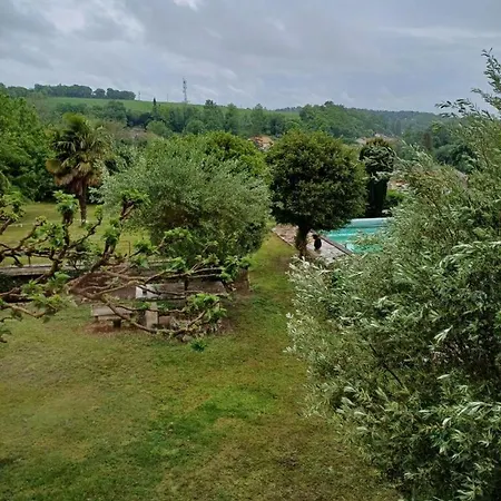 La Maison Du Bonheur 3* Montignac-Charente