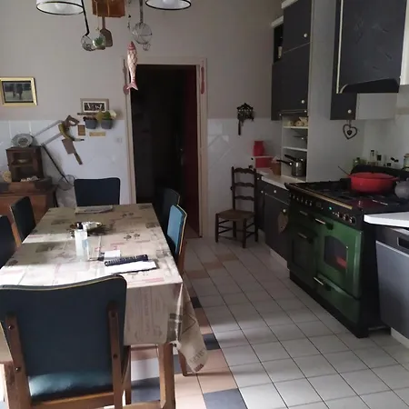 Couette-café La Maison Du Bonheur Montignac-Charente