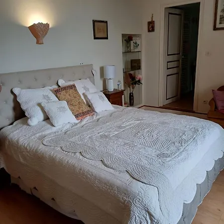 La Maison Du Bonheur 3* Montignac-Charente